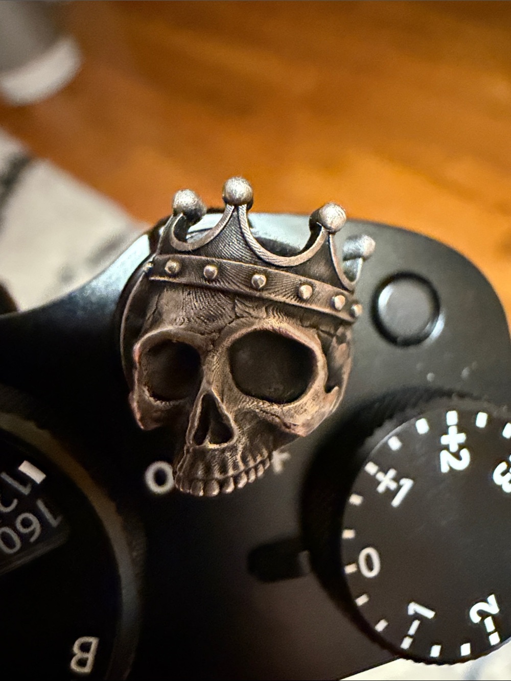 Camera Shutter Button - 925 Silver Skull Crown